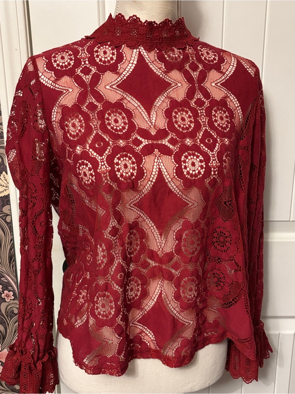 Women's Red Lace Long-Sleeve Top